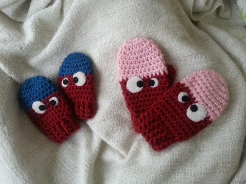 Free crochet pattern Monster mittens - toddler mittens
